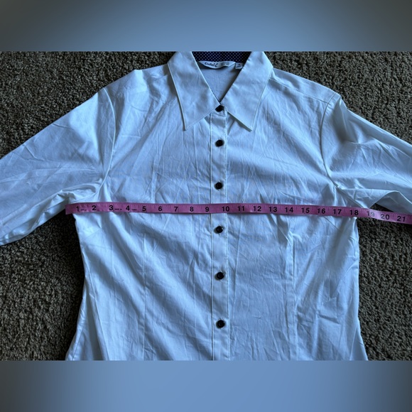 Esabel C. Long Sleeve Button-Up | White Long sleeve button up | Size M - Picture 11 of 14
